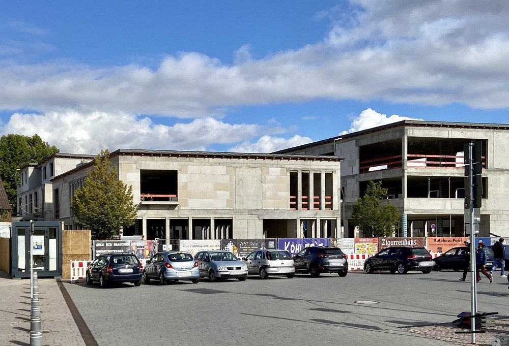 201015 PM Hwb stadtbuecherei ohneGeruest im Oktober klein