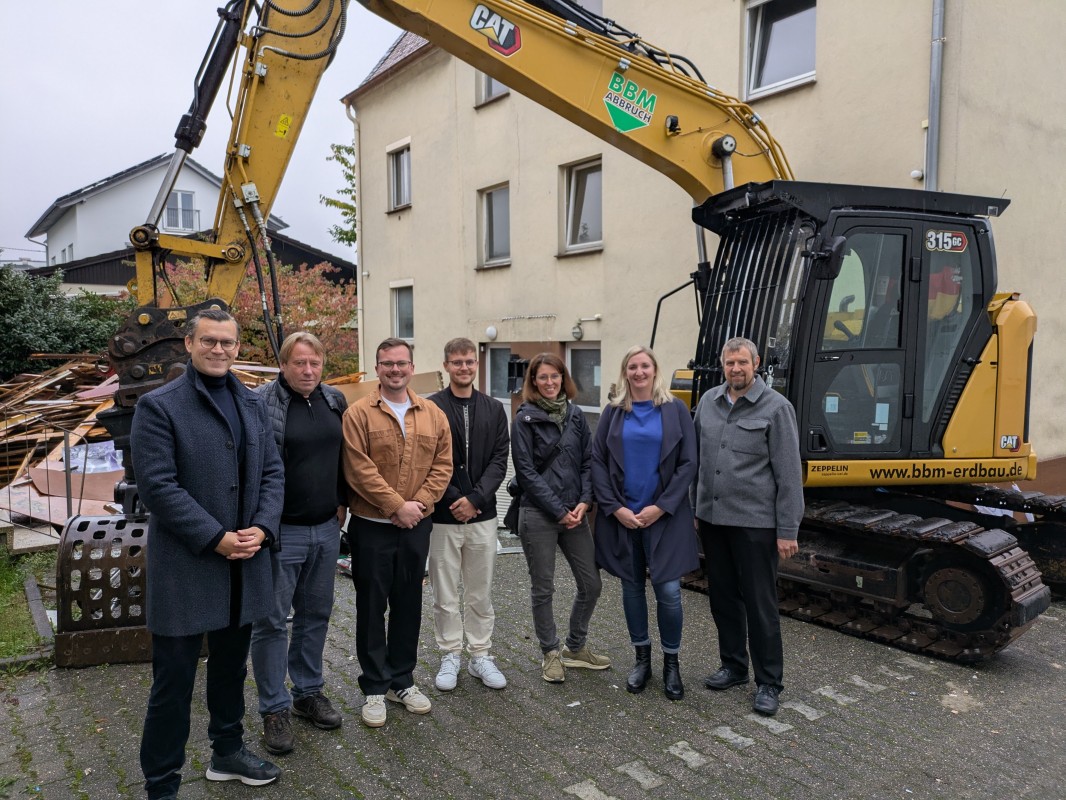 251027 PM HWB Unterkunft fuer uebergangswohnen abbruch foto hwb 251027 PM HWB Unterkunft fuer uebergangswohnen abbruch foto hwb